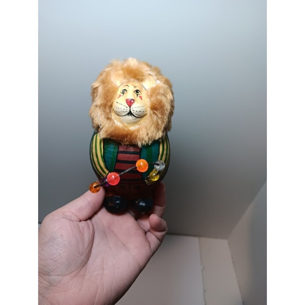 Vintage Suchart Handmade Paper Mache Lion Circus Antique Kitschy